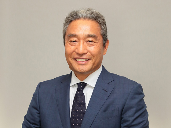 内田 士郎氏
